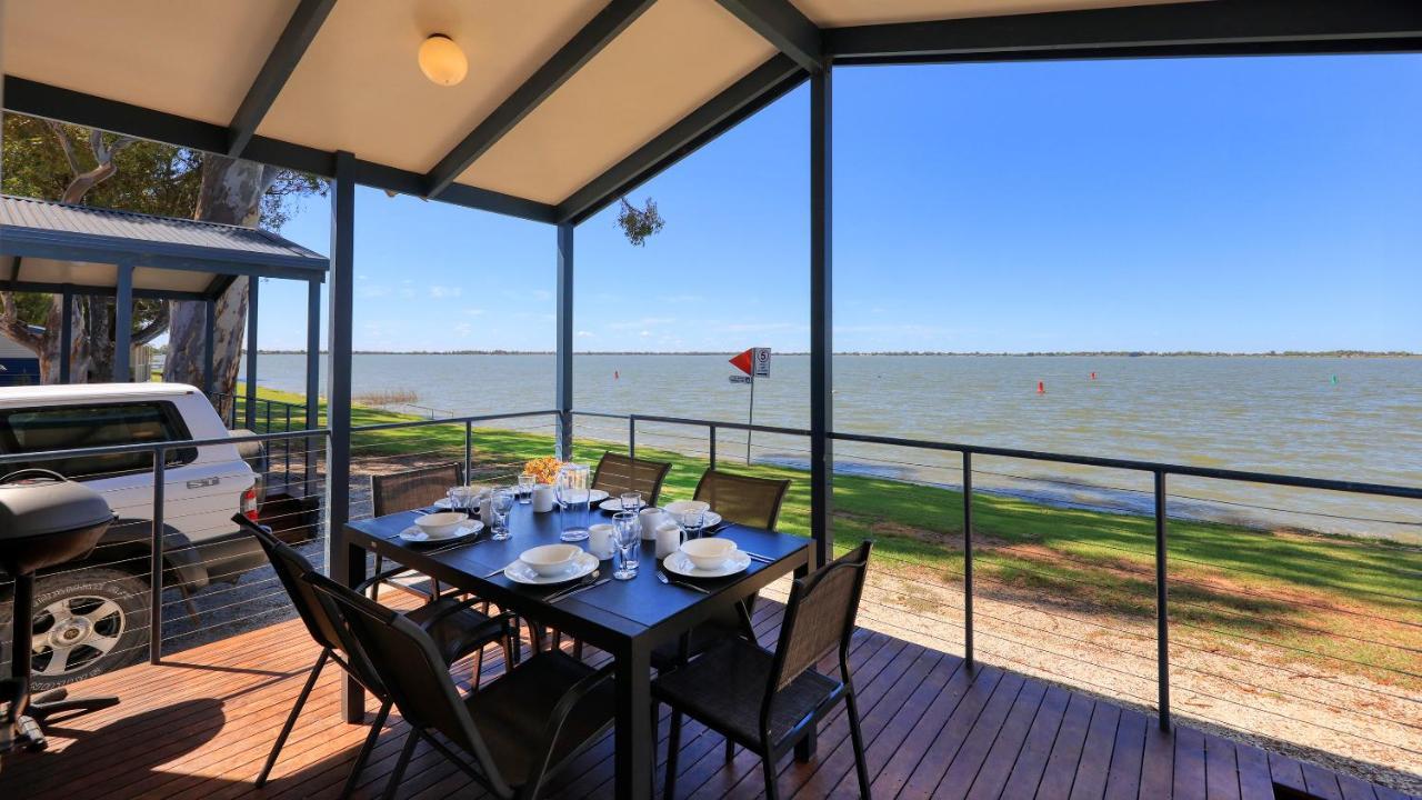 Lake Boga Caravan Park Eksteriør billede