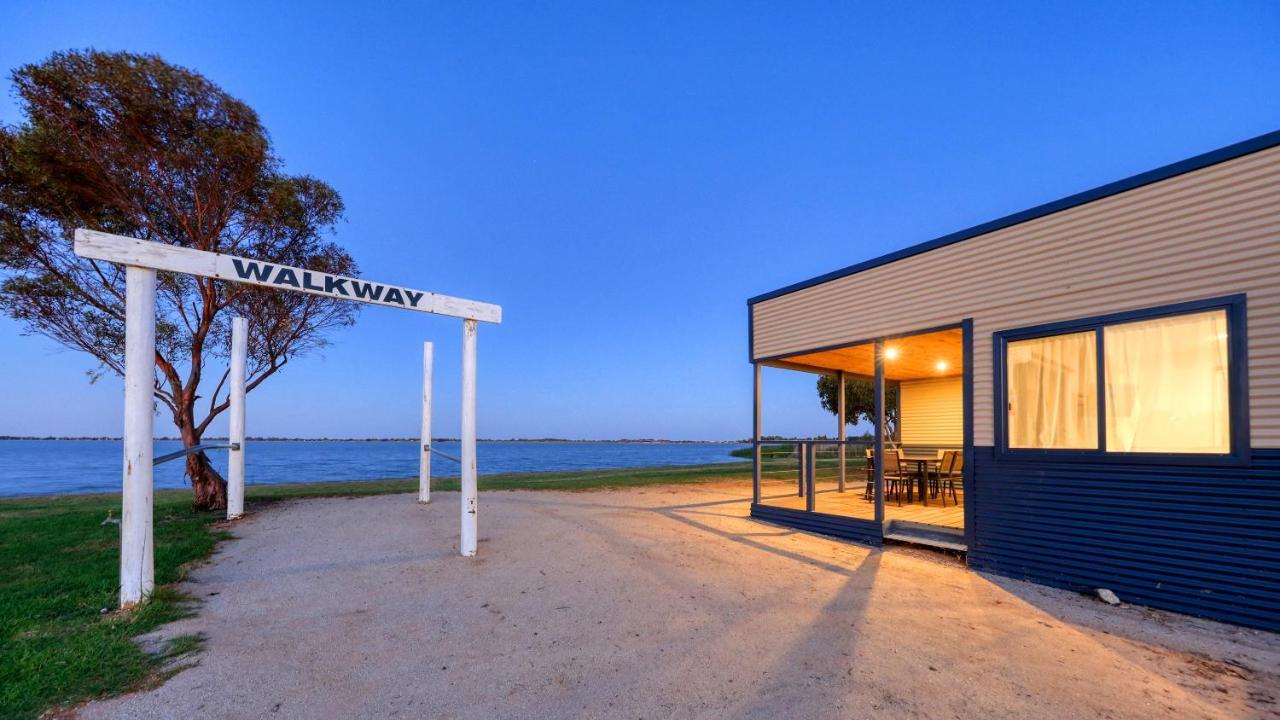 Lake Boga Caravan Park Eksteriør billede