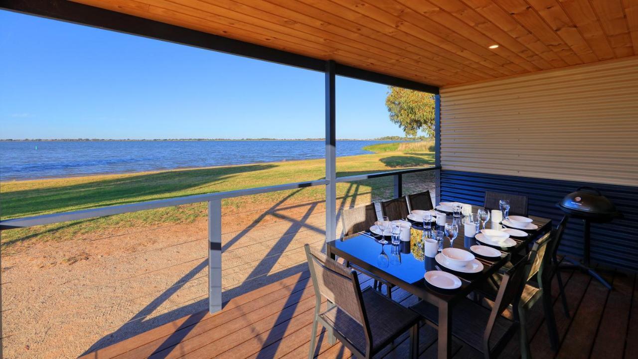 Lake Boga Caravan Park Eksteriør billede